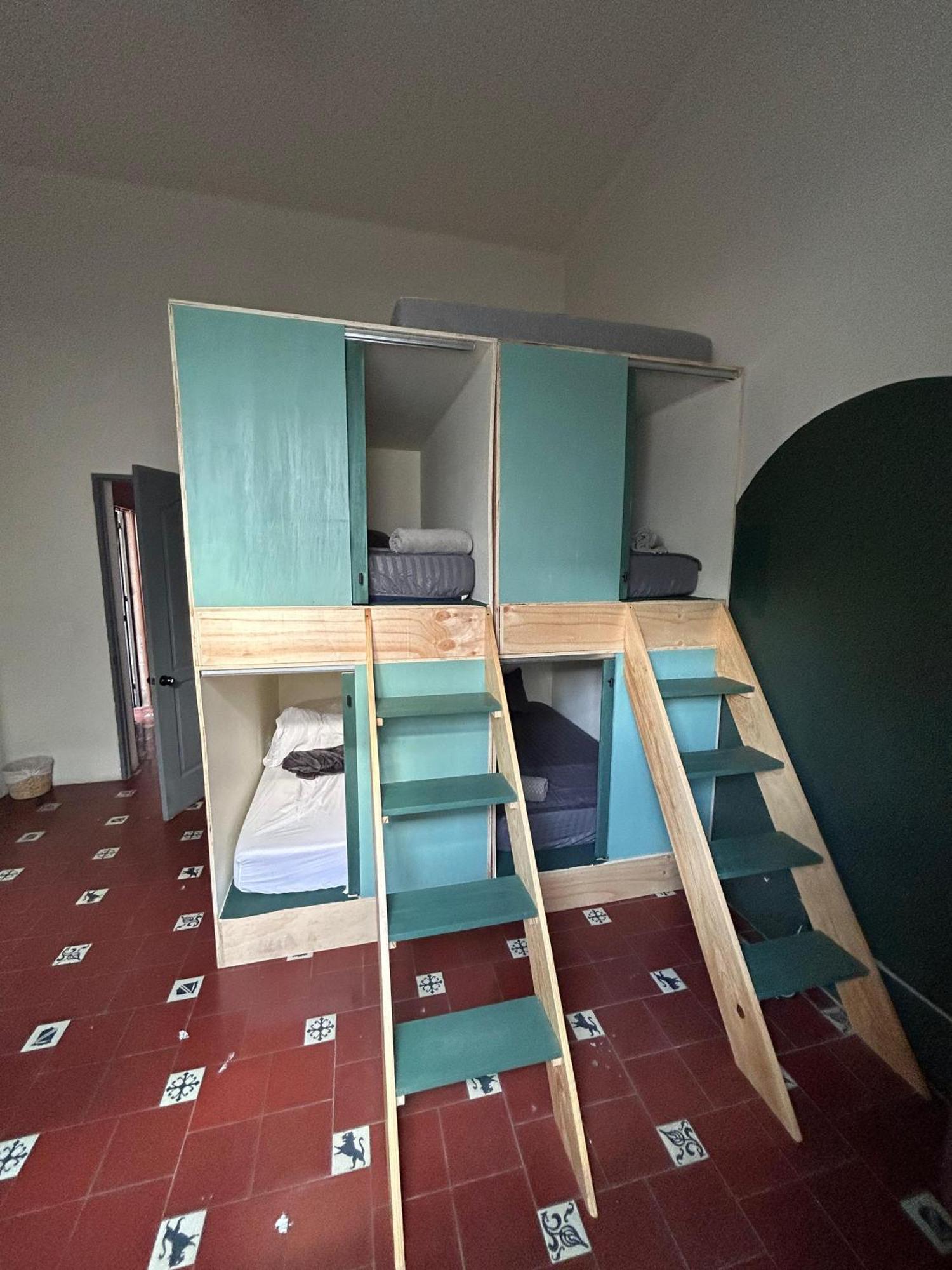 グアダラハラ Coliving Chingonホステル エクステリア 写真